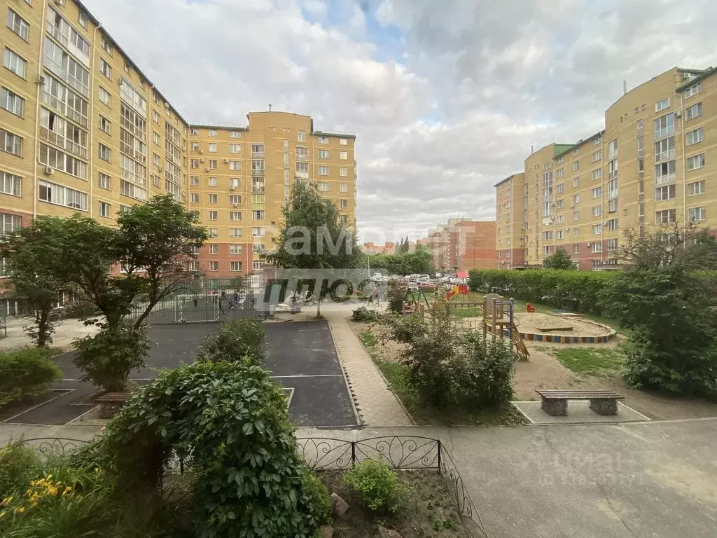2-к кв. Омская область, Омск Транссибирская ул., 6 (76.0 м) - Фото 0