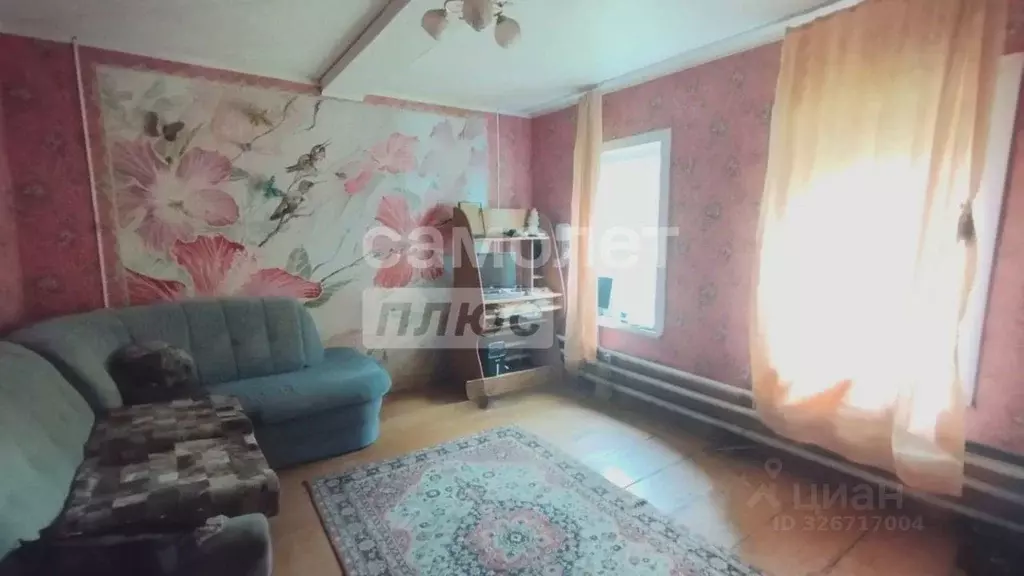 Дом в Алтайский край, Целинный район, с. Воеводское Советская ул. (80 ... - Фото 1