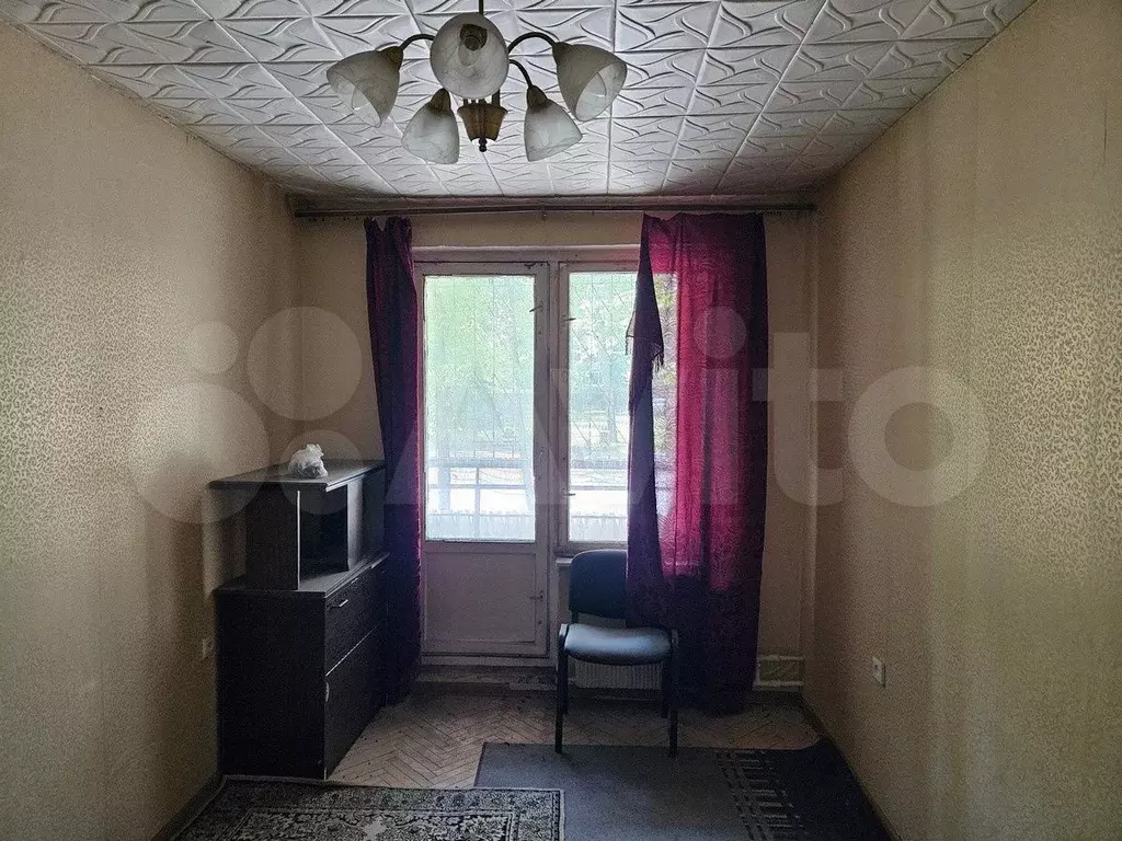 Комната 12,5 м в 2-к., 1/9 эт. - Фото 0