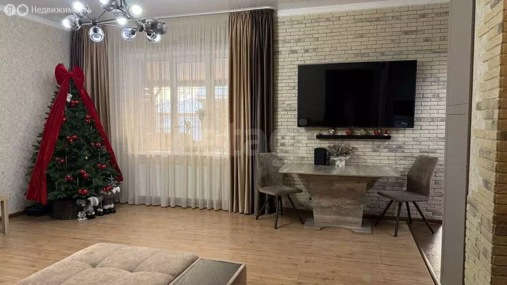 Дом в деревня Байрак, Летняя улица (121.4 м) - Фото 1