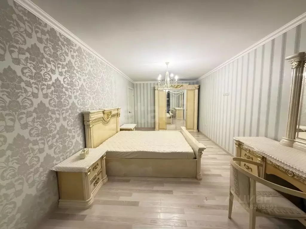 3-к кв. Северная Осетия, Владикавказ ул. Генерала Дзусова, 20к1 (90.0 ... - Фото 1