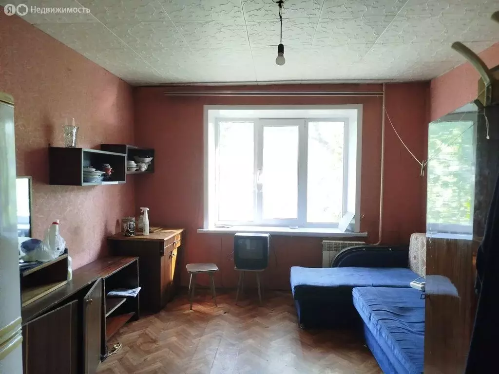 1к в 8-комнатной квартире (13.5 м) - Фото 1
