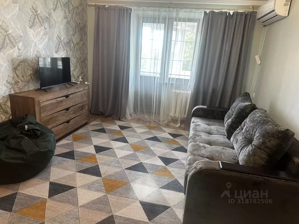 2-к кв. Ростовская область, Зерноград ул. Мира, 12 (44.5 м) - Фото 1