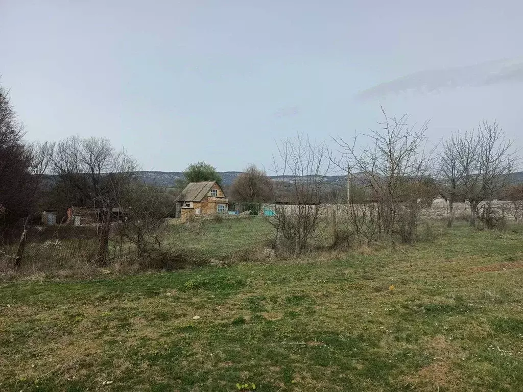 Участок в Севастополь с. Передовое, ул. Прудовая, 24 (15.0 сот.) - Фото 0