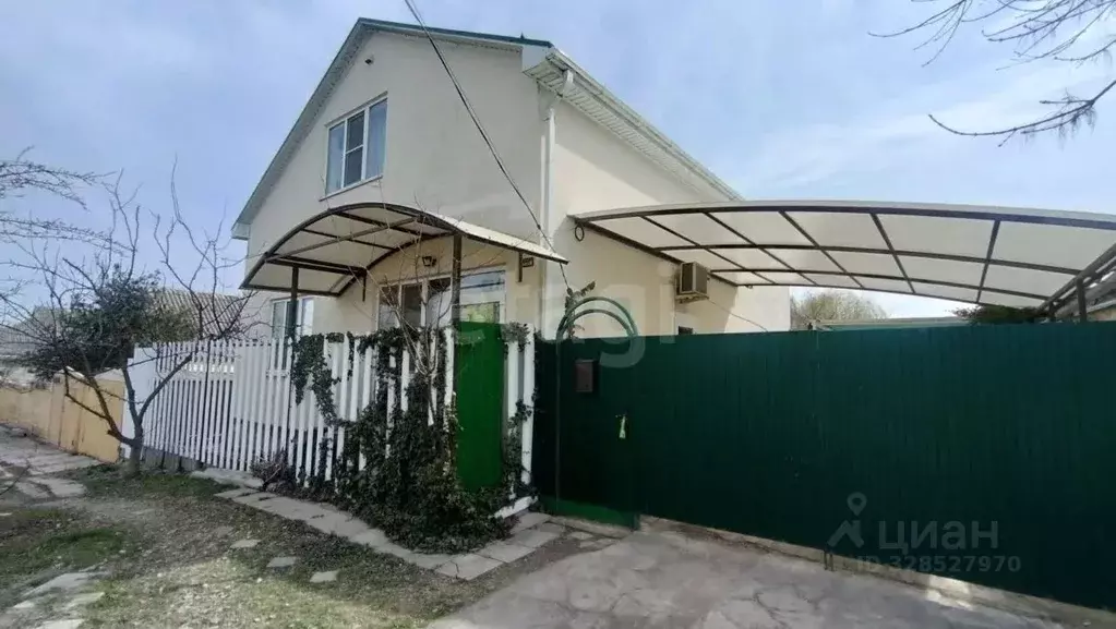 Дом в Краснодарский край, Темрюк ул. Чуянова (120 м) - Фото 1