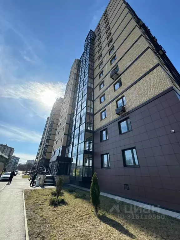 2-к кв. Тверская область, Конаково ул. Набережная Волги, 33 (56.5 м) - Фото 1