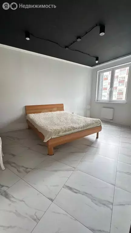 3-комнатная квартира: Калининград, Елизаветинская улица, 5 (84.1 м) - Фото 1