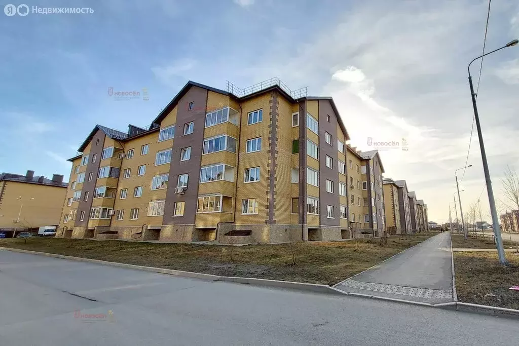 3-комнатная квартира: Берёзовский, улица Старателей, 7 (71 м) - Фото 1