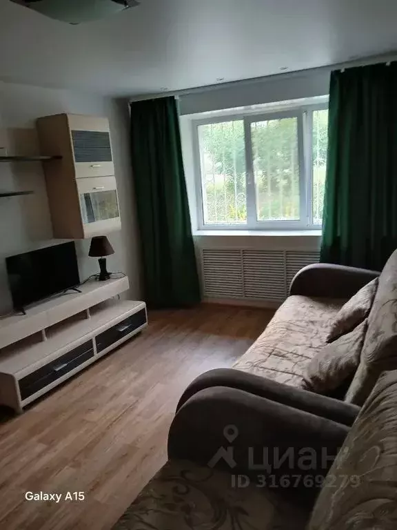 2-к кв. Пермский край, Губаха ул. Космонавтов, 1 (45.0 м) - Фото 0