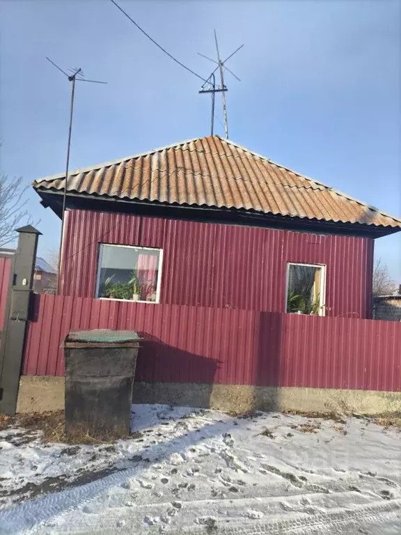 Дом в Хакасия, Усть-Абакан рп ул. Почтовая (50 м) - Фото 0