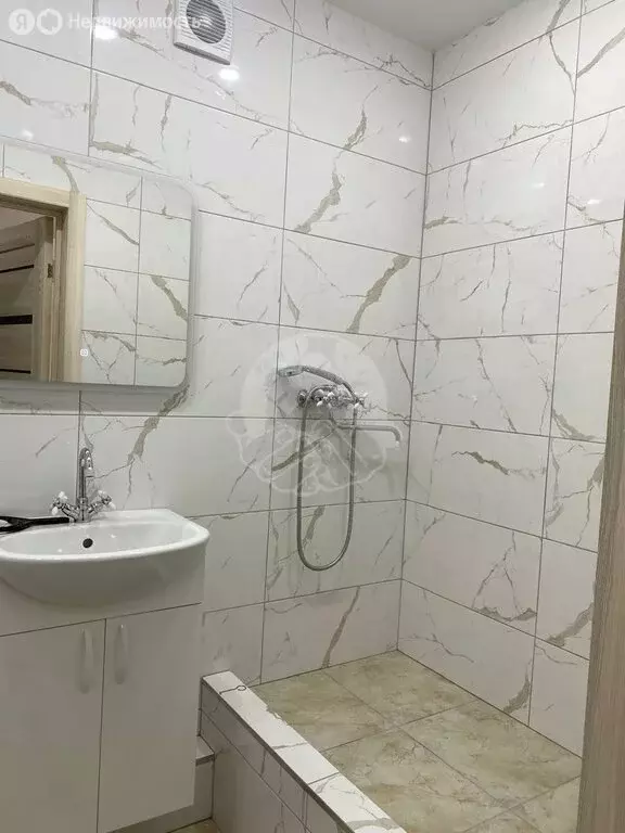 3-комнатная квартира: Горячий Ключ, Заводская улица, 43А (63 м) - Фото 0