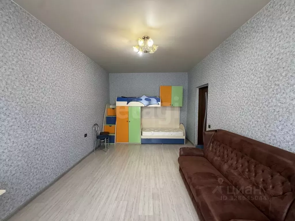 1-к кв. Крым, Симферополь ул. Севастопольская (48.9 м) - Фото 1