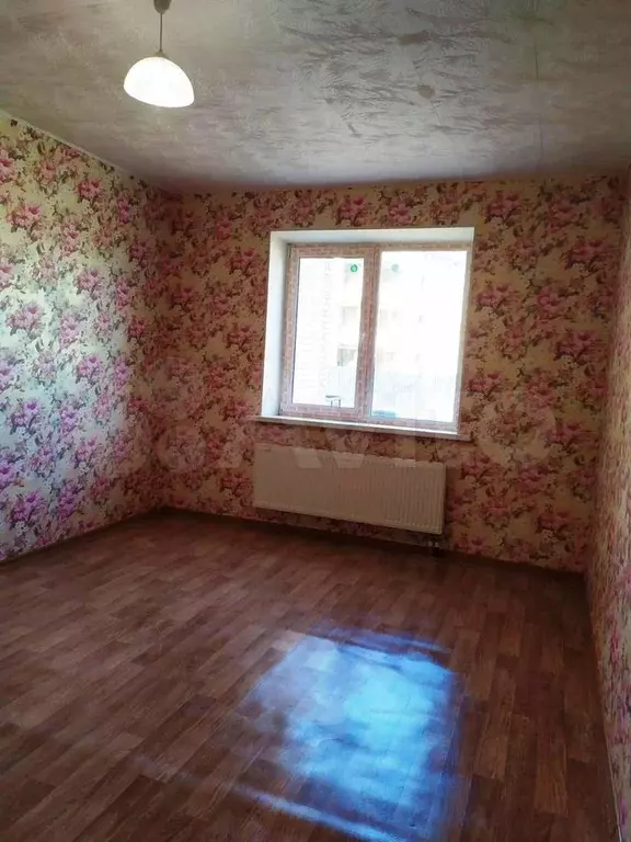 1-к. квартира, 42 м, 1/3 эт. - Фото 1