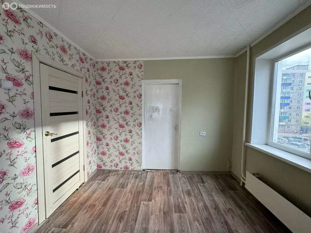3-комнатная квартира: Комсомольск-на-Амуре, Магистральное шоссе, 25к2 ... - Фото 0