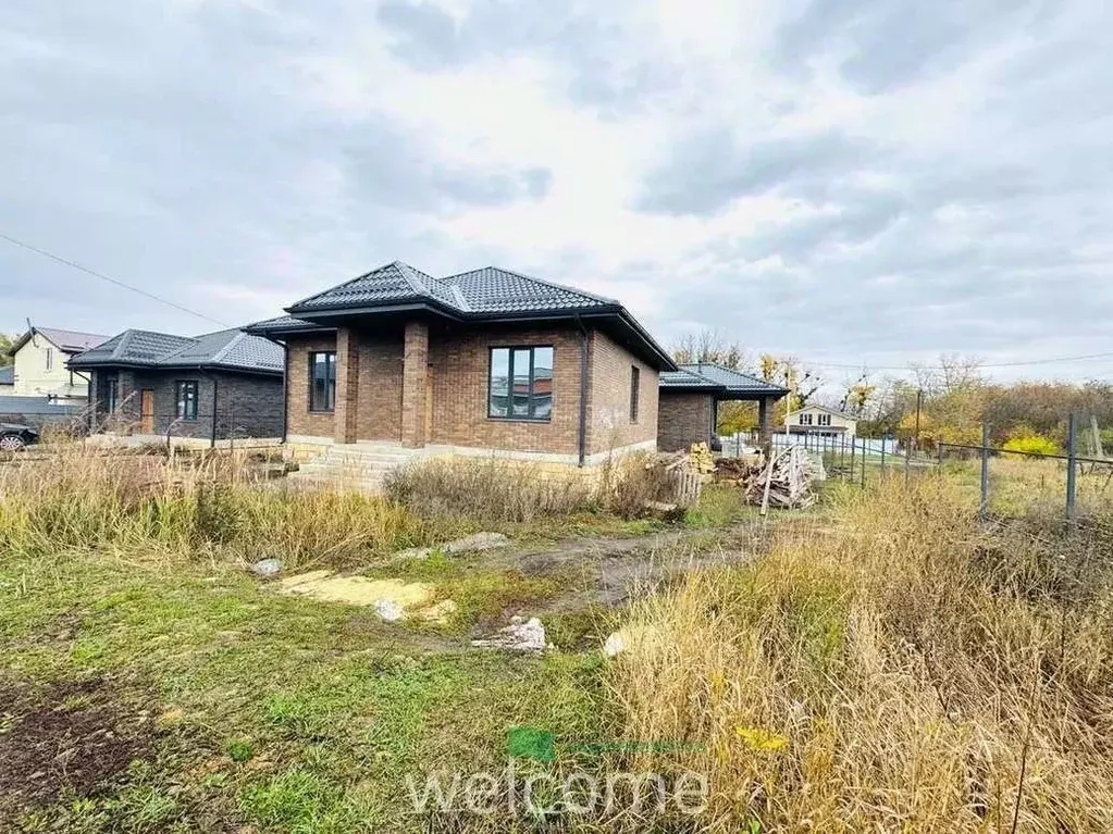 Дом в Ставропольский край, Ставрополь Гарнизонная ул., 10 (100 м) - Фото 1