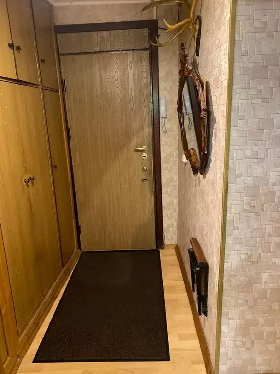 Продается 3-комнатная квартира - Фото 1