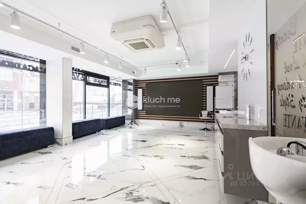 Помещение свободного назначения в Татарстан, Казань ул. Калинина, 32 ... - Фото 1