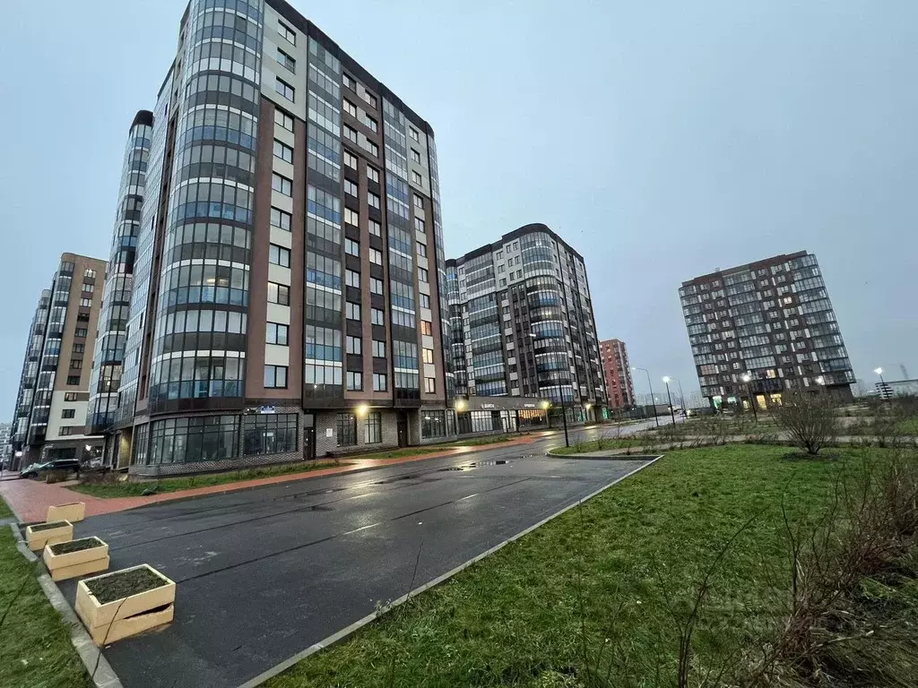 3-к кв. Ленинградская область, Всеволожский район, пос. Бугры ул. ... - Фото 2