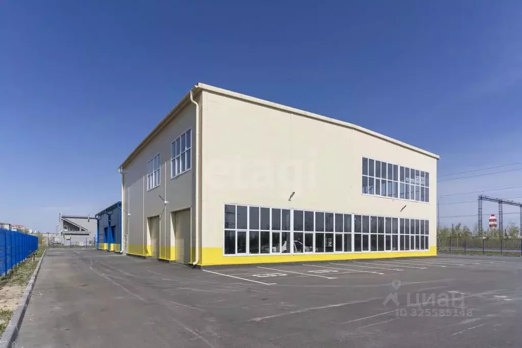 Помещение свободного назначения в Тюменская область, Тюмень ул. ... - Фото 1