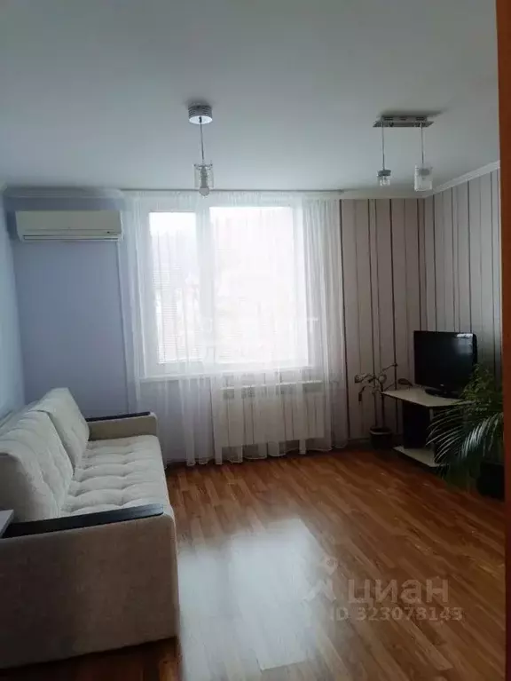 2-к кв. Краснодарский край, Туапсе ул. Портовиков, 23 (53.5 м) - Фото 1