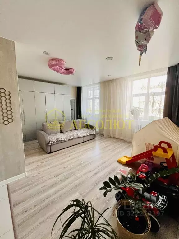 3-к кв. Свердловская область, Ревда пер. Солнечный, 5 (76.1 м) - Фото 1