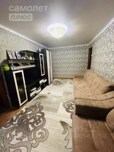 2-к кв. Белгородская область, Алексеевка ул. Василия Собины (43.2 м) - Фото 1