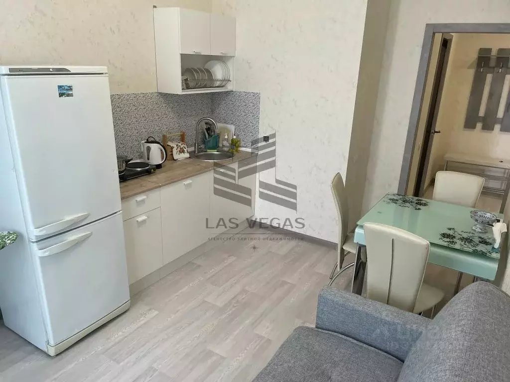 1-к кв. Татарстан, Казань ул. Мансура Хасанова, 13 (42.0 м) - Фото 0