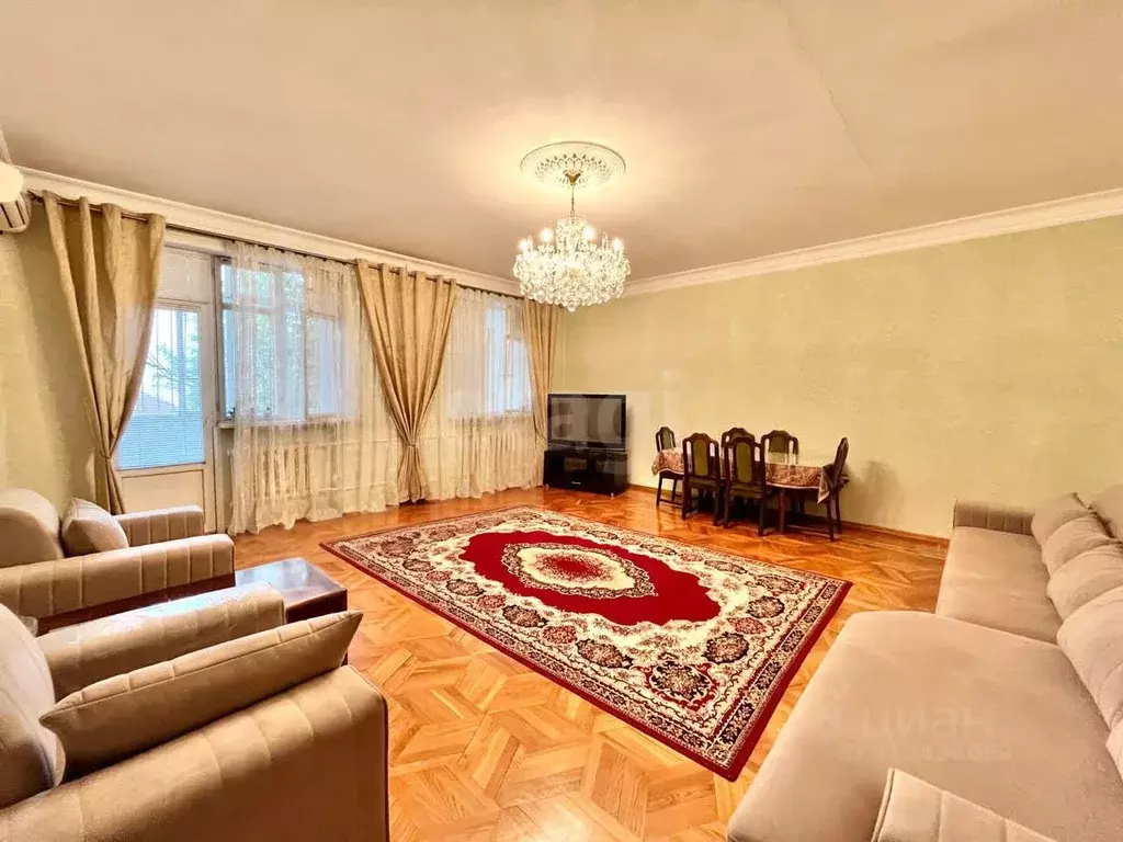 3-к кв. Дагестан, Махачкала ул. Гагарина, 118В (103.0 м) - Фото 1