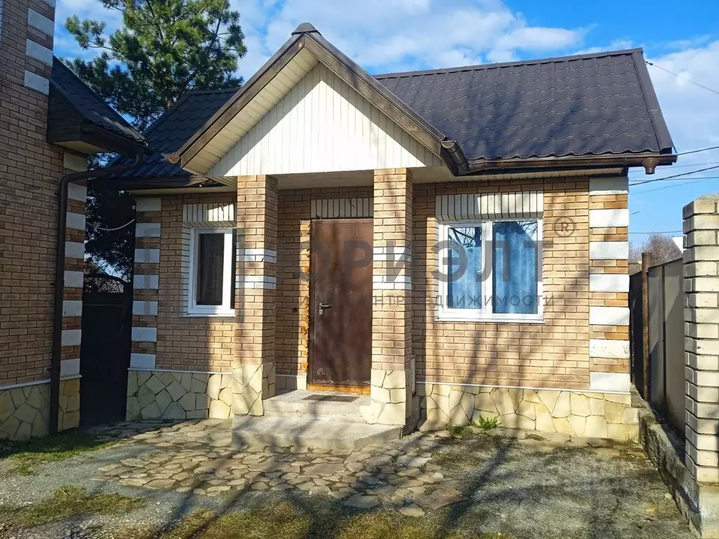 Дом в Свердловская область, Екатеринбург муниципальное образование, с. ... - Фото 1