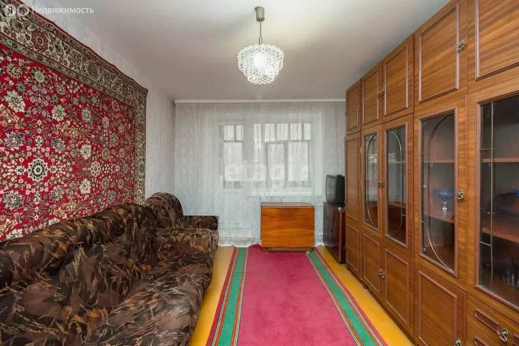 2-комнатная квартира: Тюмень, Комбинатская улица, 38 (42.7 м) - Фото 1