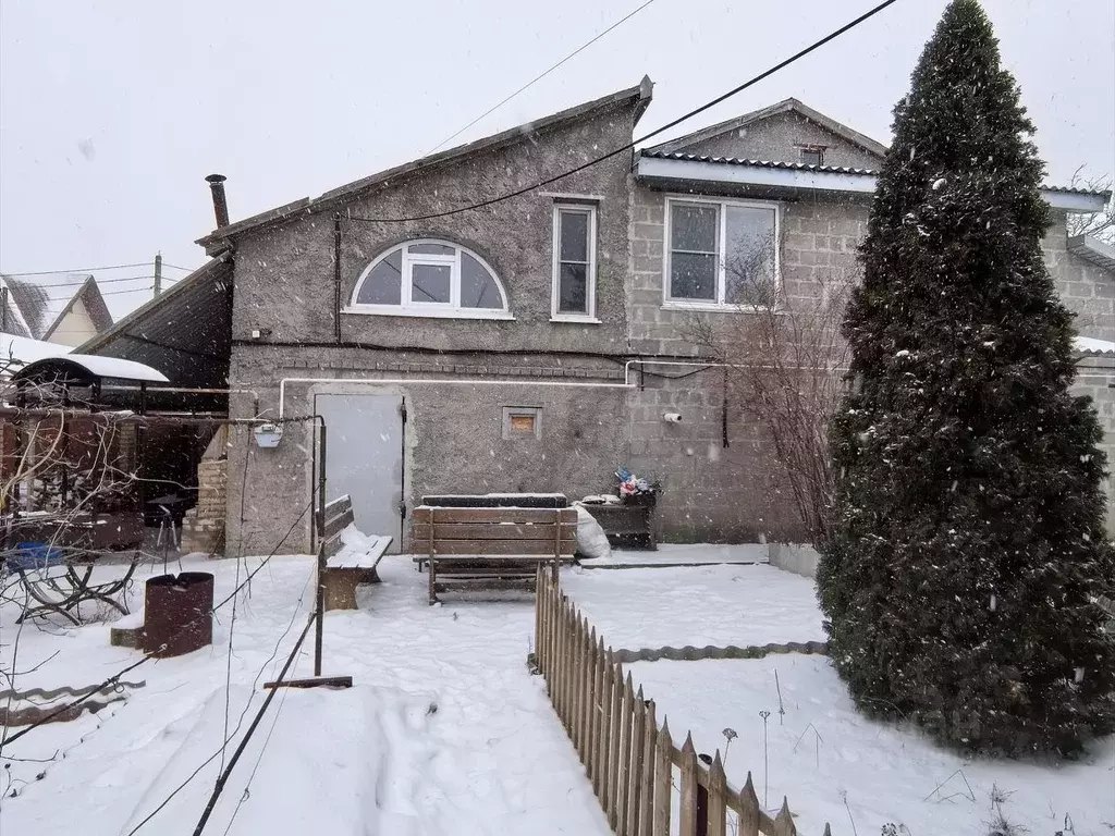 Дом в Волгоградская область, Светлоярский район, пос. Кирова ул. ... - Фото 2