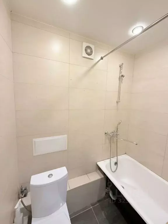 1-к кв. Свердловская область, Екатеринбург ул. Цвиллинга, 48 (32.0 м) - Фото 1