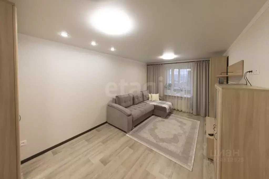 1-к кв. Татарстан, Альметьевск Старое Альметьево мкр, ул. Больничная, ... - Фото 1