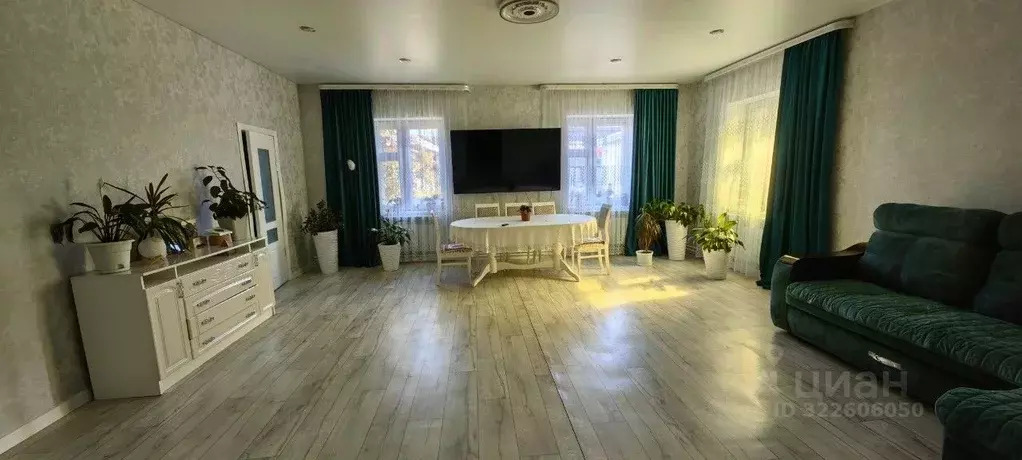 Дом в Башкортостан, Уфа Линейная ул., 25 (196 м) - Фото 1