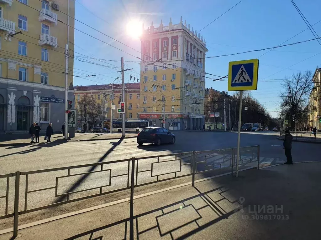 Торговая площадь в Башкортостан, Уфа ул. Ульяновых, 31 (35 м) - Фото 1