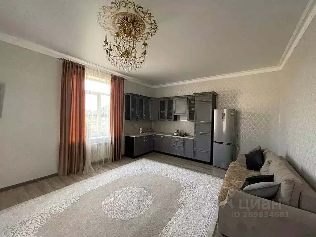 Дом в Дагестан, Дербентский район, с. Джалган ул. Дачная, 44 (150 м) - Фото 1