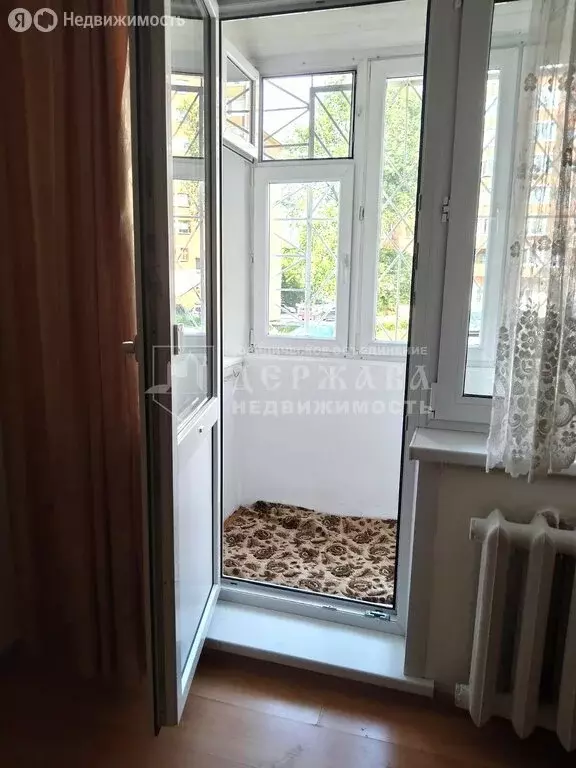 2-комнатная квартира: Кемерово, Октябрьский проспект, 43 (45.7 м) - Фото 1