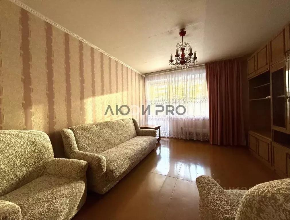 3-к кв. Кировская область, Киров ул. Сурикова, 41 (60.3 м) - Фото 2