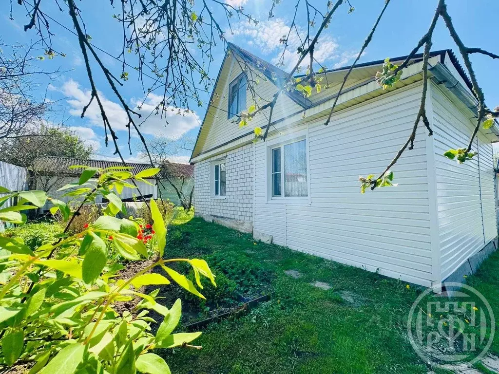 Дом в Ленинградская область, Лужский район, Заклинское с/пос, ... - Фото 1