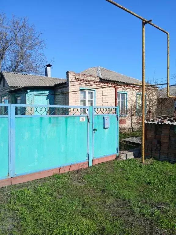 Дом в Ростовская область, Октябрьский район, Красюковская сл. ... - Фото 0