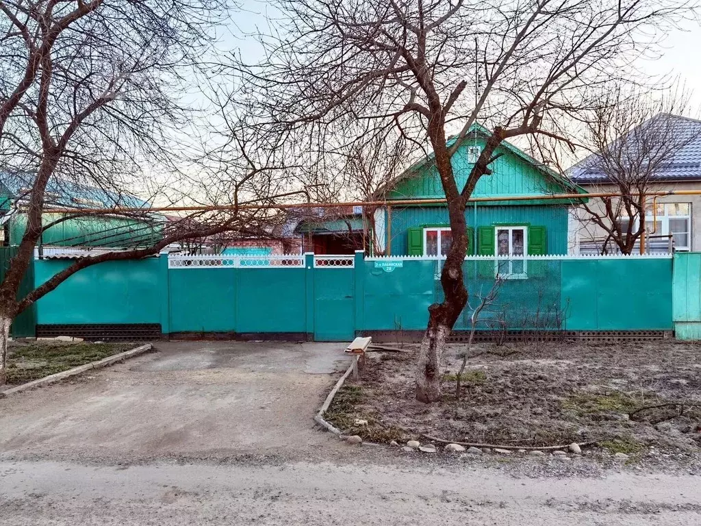 Дом в Краснодарский край, Армавир ул. 2-я Лабинская, 28 (41 м) - Фото 0