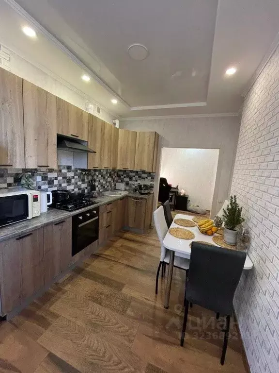 2-к кв. Краснодарский край, Геленджик ул. Суворова, 27к2 (65.0 м) - Фото 2