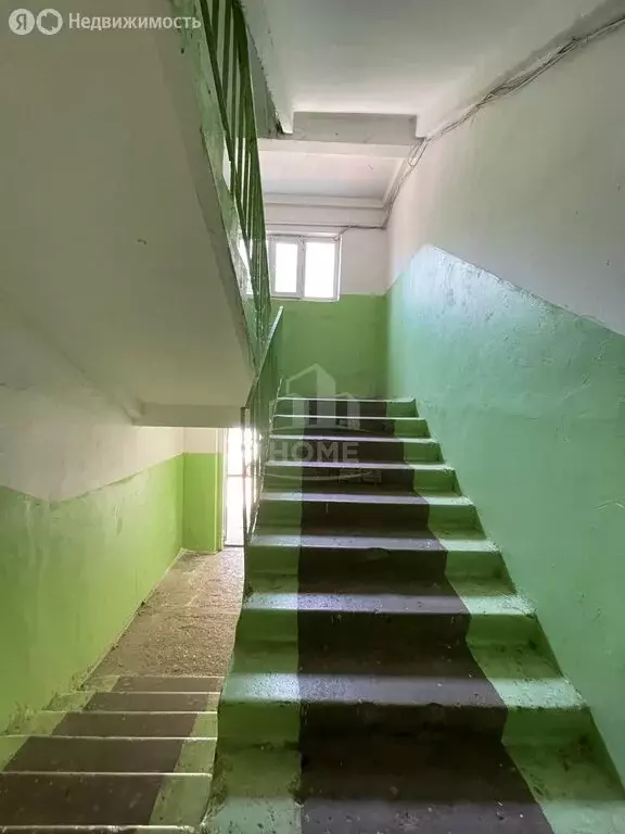 4-комнатная квартира: Махачкала, улица Юсупа Акаева, 19 (110 м) - Фото 0
