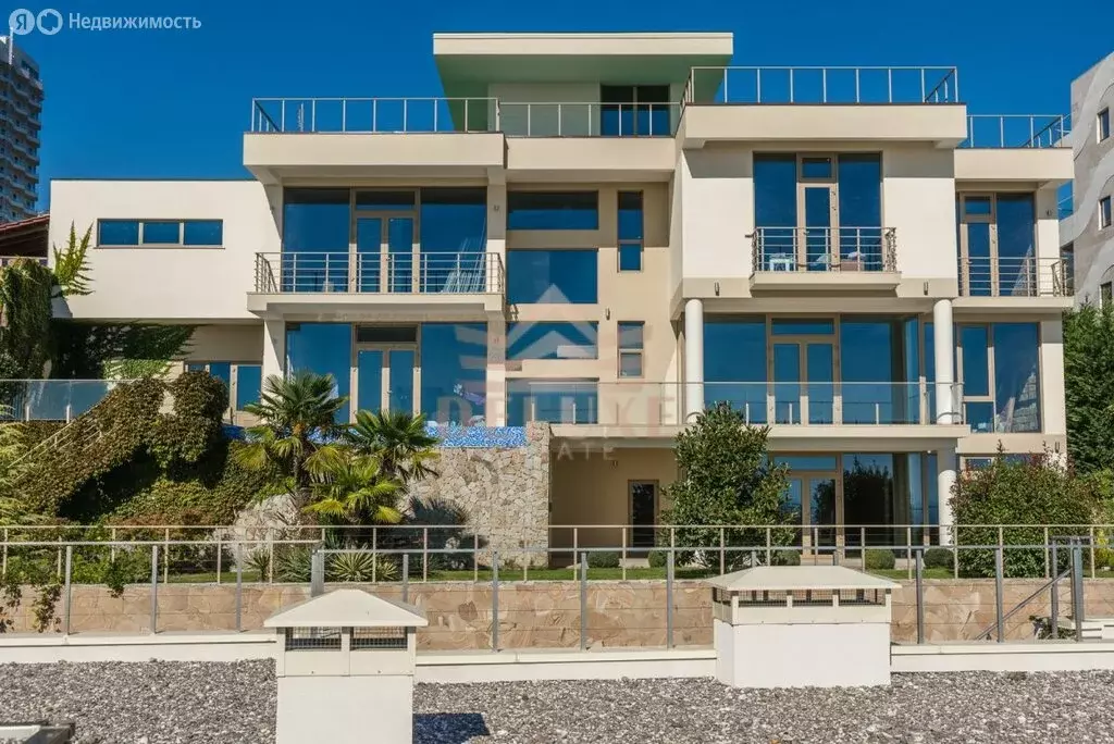 Дом в Улан-Удэ, улица Оцимика, 12Ж (800 м) - Фото 1