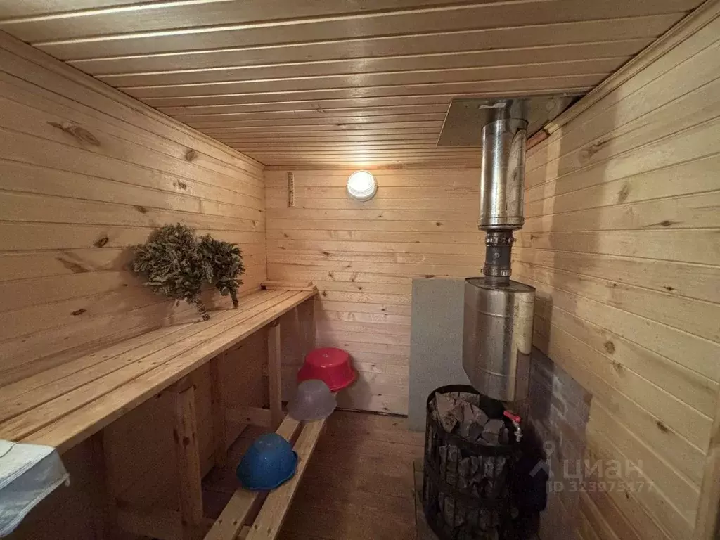 Дом в Ленинградская область, Кингисеппский район, Большелуцкое с/пос, ... - Фото 1