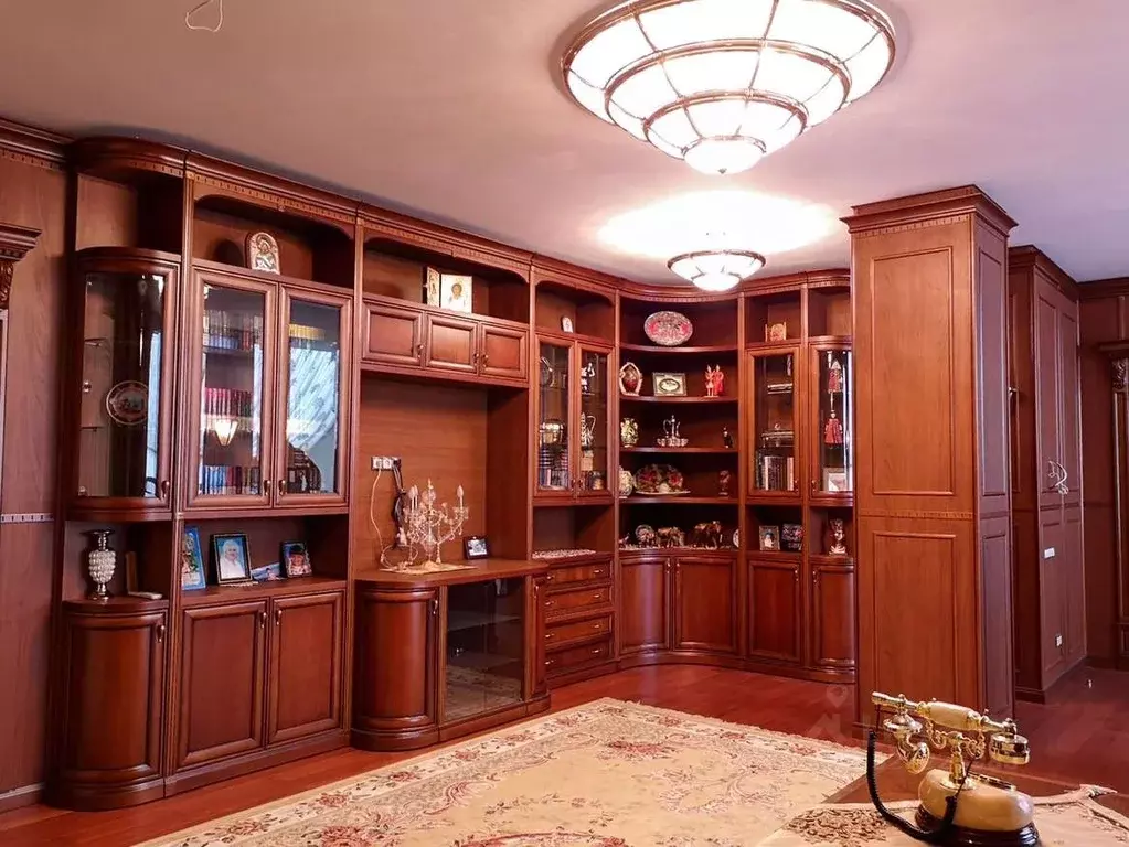 3-к кв. Белгородская область, Белгород ул. Костюкова, 34 (270.0 м) - Фото 1