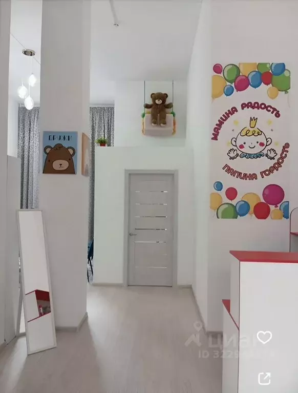 Торговая площадь в Свердловская область, Екатеринбург бул. Золотистый, ... - Фото 1