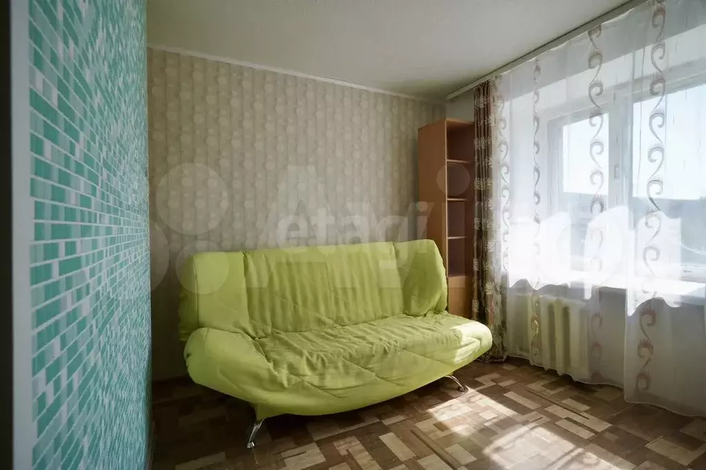 Комната 30 м в 4-к., 4/5 эт. - Фото 0