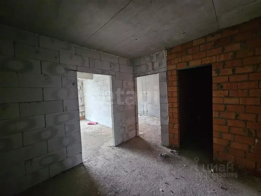 3-к кв. Северная Осетия, Владикавказ ул. Шмулевича, 16к4 (82.0 м) - Фото 2