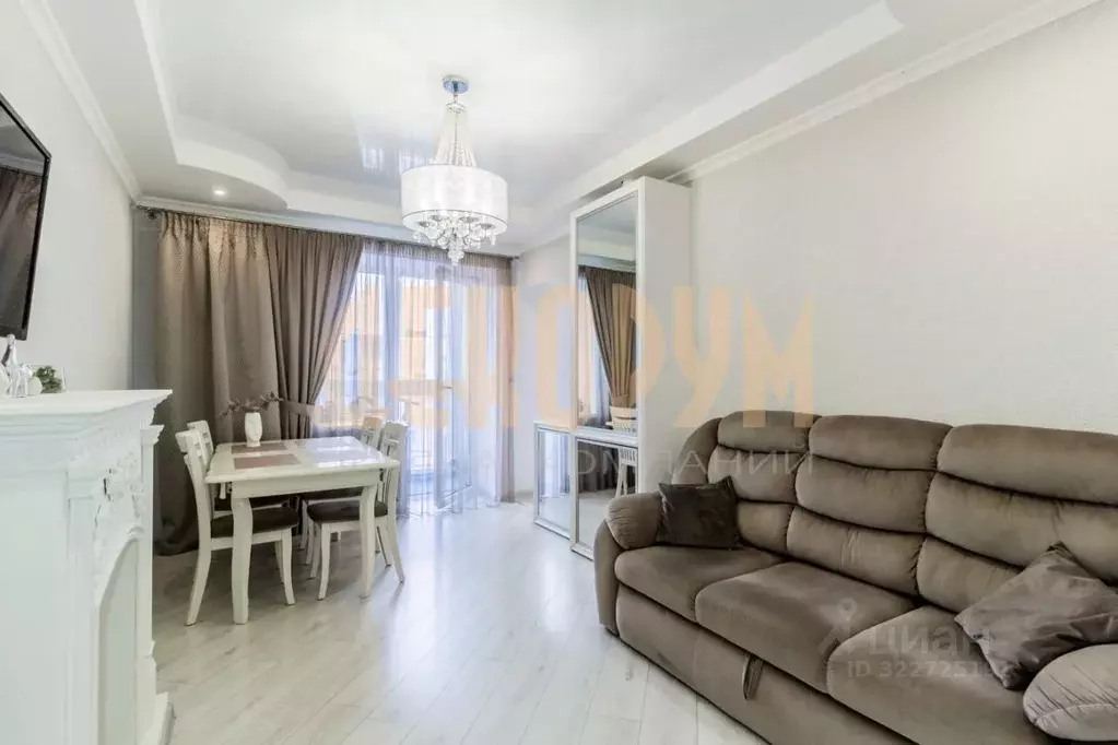 2-к кв. Калининградская область, Калининград ул. Согласия, 36 (72.6 м) - Фото 0